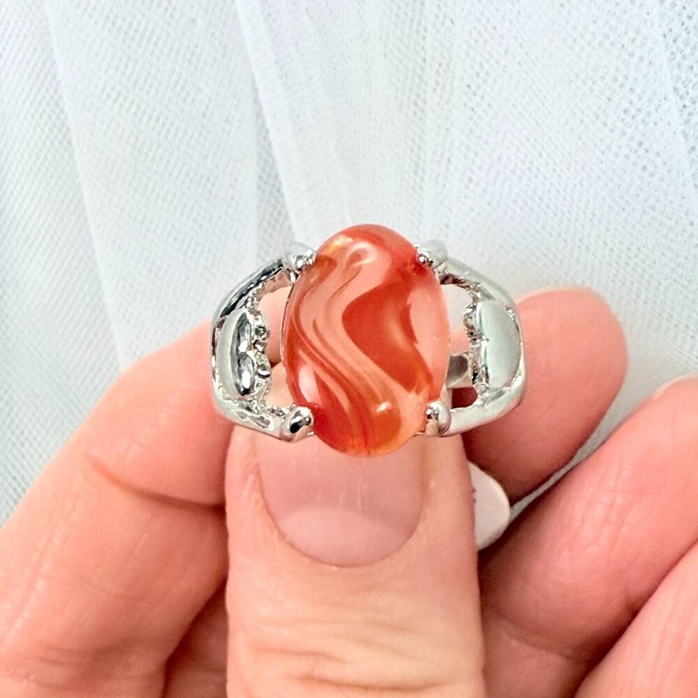 Coral Swirling Cabochon Ring on Silvertone Heart Accents Size 8 Artisan Jewelry